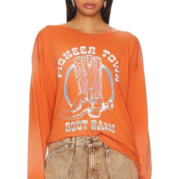 Daydreamer Pioneer Town Orange Graphic Tee - Picture 2 of 5